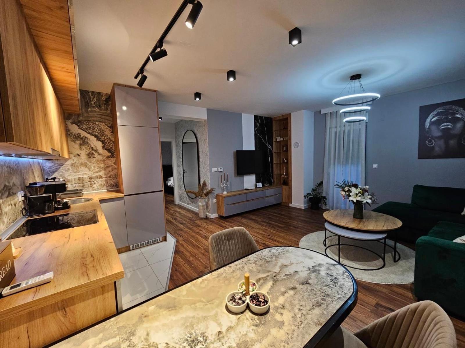 Delux Apartman President Centar Брчко Экстерьер фото